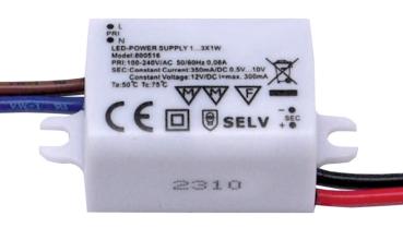 Torsino LED Stecker Netzteil weiß Netzgerät 8,4W 12V für LED Strips u
